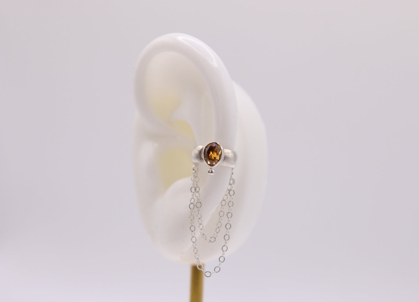 Double Chain Ear cuff: Golden Zircon