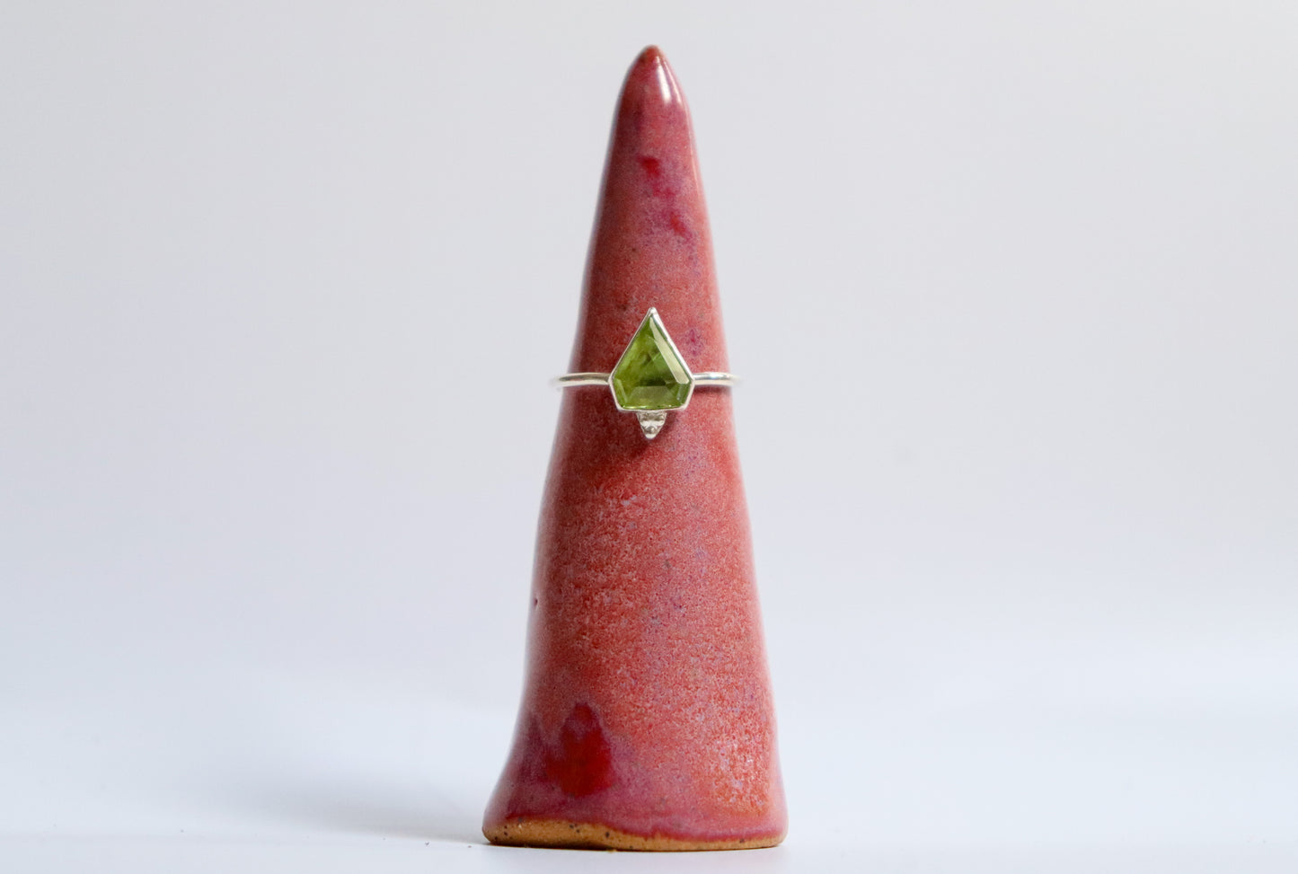 Kite Peridot Stacking Ring: ooak